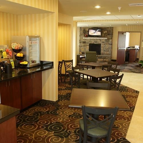 Cobblestone Hotel - Wayne Εξωτερικό φωτογραφία